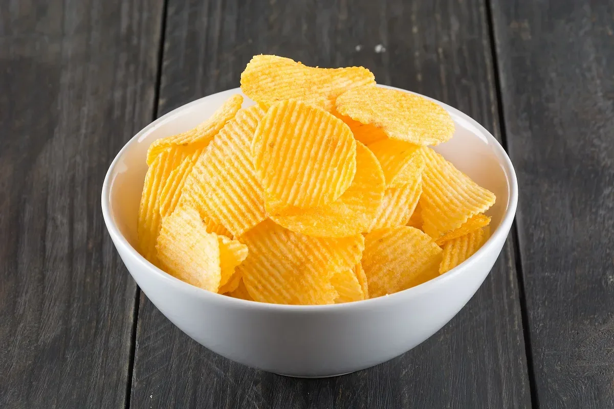 Hamilelikte Cips Yemek ve Zararları