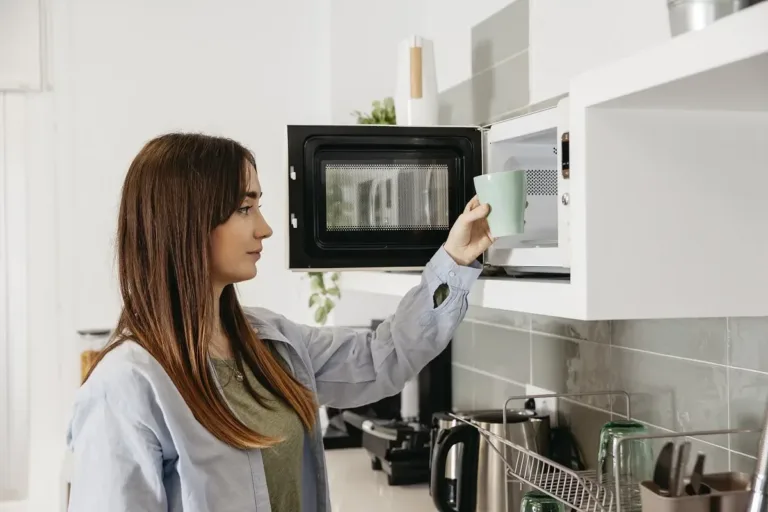 Is a microwave oven harmful during pregnancy?