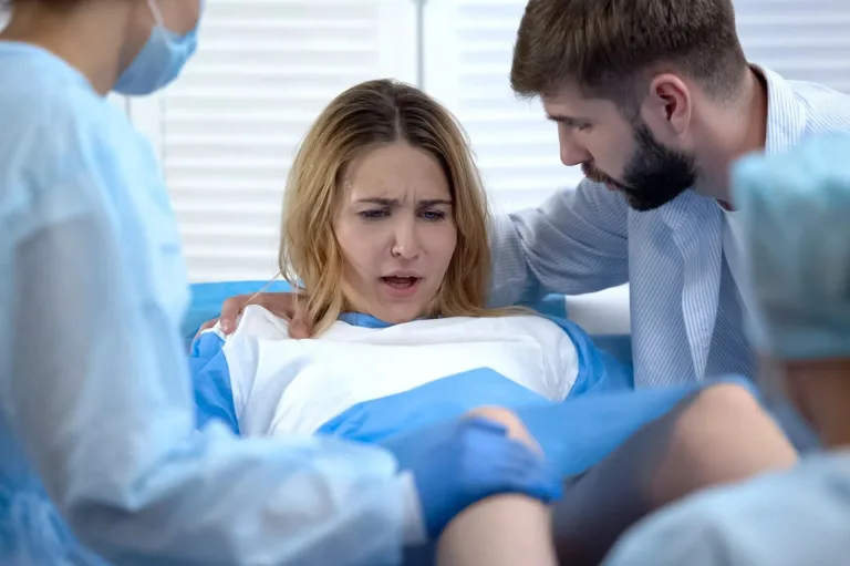Comment se produisent les douleurs du travail&nbsp;?
